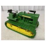 1/16 Ertl John Deere 1010 Crawler