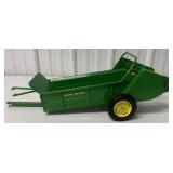 1/8 Scale Models John Deere Manure Spreader