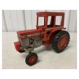 1/16 Ertl Massey-Ferguson 1080 Tractor