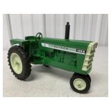 1/16 Ertl Oliver 1800 Tractor