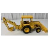 1/16 Ertl John Deere Backhoe Loader