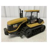 1/32 Norscot CAT 95E Agricultural Tractor