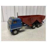 Ertl Truck w/ Grain Wagons