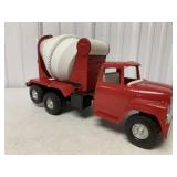 Ertl IH Redi-Mix Cement Mixer