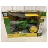 1/16 Ertl John Deere 1969 4520 Tractor