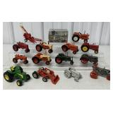 15 1/64 Case/IH/John Deere Tractors others