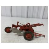 1/16 Tru-Scale? IH McCormick Tractor Plow