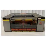 1/16 Minneapolis Moline Model 400 Planter in box