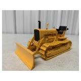 1/16 Ertl Caterpillar 1010 Crawler