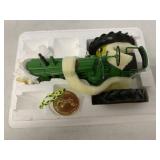 1/16 Ertl John Deere Model B Tractor