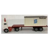 1/64 custom built tractor trailer w/ Sea Train