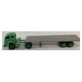 1/64 custom built flatbed tractor trailer