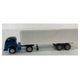 1/64 custom built tractor trailer