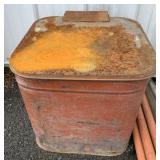 Metal Rag Box w/Chain and Come-A-Long