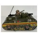Marx wind-up Sparking tank