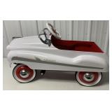 modern Cruiser pedal car