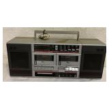 World Star AM-FM Stereo Dual Cassette & 8 Track