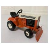 1/16 Ertl? Allis-Chalmers Lawn & Garden Tractor