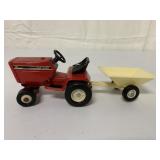 1/16 Ertl? Cub Cadet 682 Lawn & Garden Set