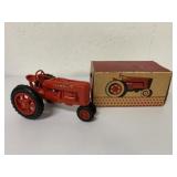 1/16 Product Minatures Farmall Tractor & Box