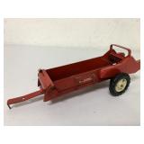 1/16 Eska McCormick IH Tractor Spreader
