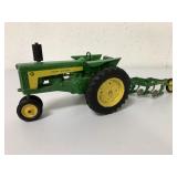 1/16 John Deere 630 w/ 4 Bottom Plow - Eska