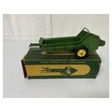 1/16 John Deere Long Lever Spreader in Box - Eska
