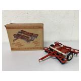 1/16 Tru-Scale Clip Disc Harrow & Box