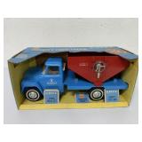 International Harvester Feed Truck in Blue Box