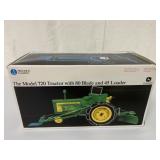 Ertl John Deere 720 Tractor/80 Blade/45 Loader