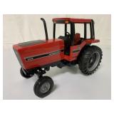 1/16 Ertl International 5088 Tractor