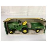 1/16 Ertl John Deere Lawn & Garden Set