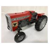 1/16 Ertl Massey Ferguson MF 270 Tractor
