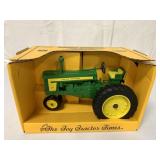 1/16 Ertl John Deere 720 Tractor