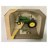 1/16 Ertl John Deere Model A Tractor set in box