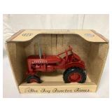 1/16 Ertl McCormick-Deering Farmall A Tractor