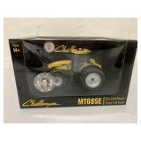 1/32 Universal Hobbies Challenger MT685E