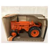1/16 Ertl John Deere 1947 Model MI Tractor