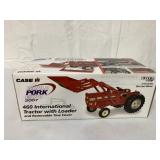 1/16 Ertl 460 International Tractor w/ Loader