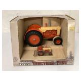1/16 Ertl Case 600 Tractors of the Past Set