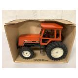 1/16 Ertl Deutz-Allis 8010 Tractor w/ Cab