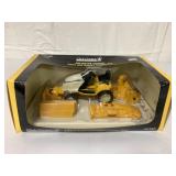 1/16 Ertl Cub Cadet Lawn & Garden Tractor Set