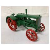 1/16 Scale Models Advance Rumely 6 Tractor