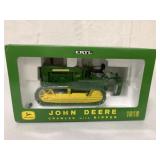 1/16 Ertl John Deere 1010 Crawler w/ Ripper