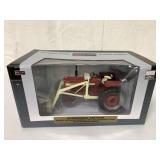 1/16 International Farmall 544 Tractor & Loader