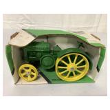 1/16 Ertl John Deere 1923 Model D Tractor