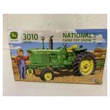1/16 Ertl John Deere 3010 Diesel in box