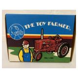 1/16 Ertl Farmall Super MTA Diesel in box