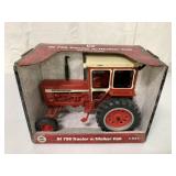 1/16 Ertl IH 756 Tractor w/ Hiniker Cab