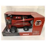 1/16 Case IH Big Farm 8240 Combine w/ 3020
